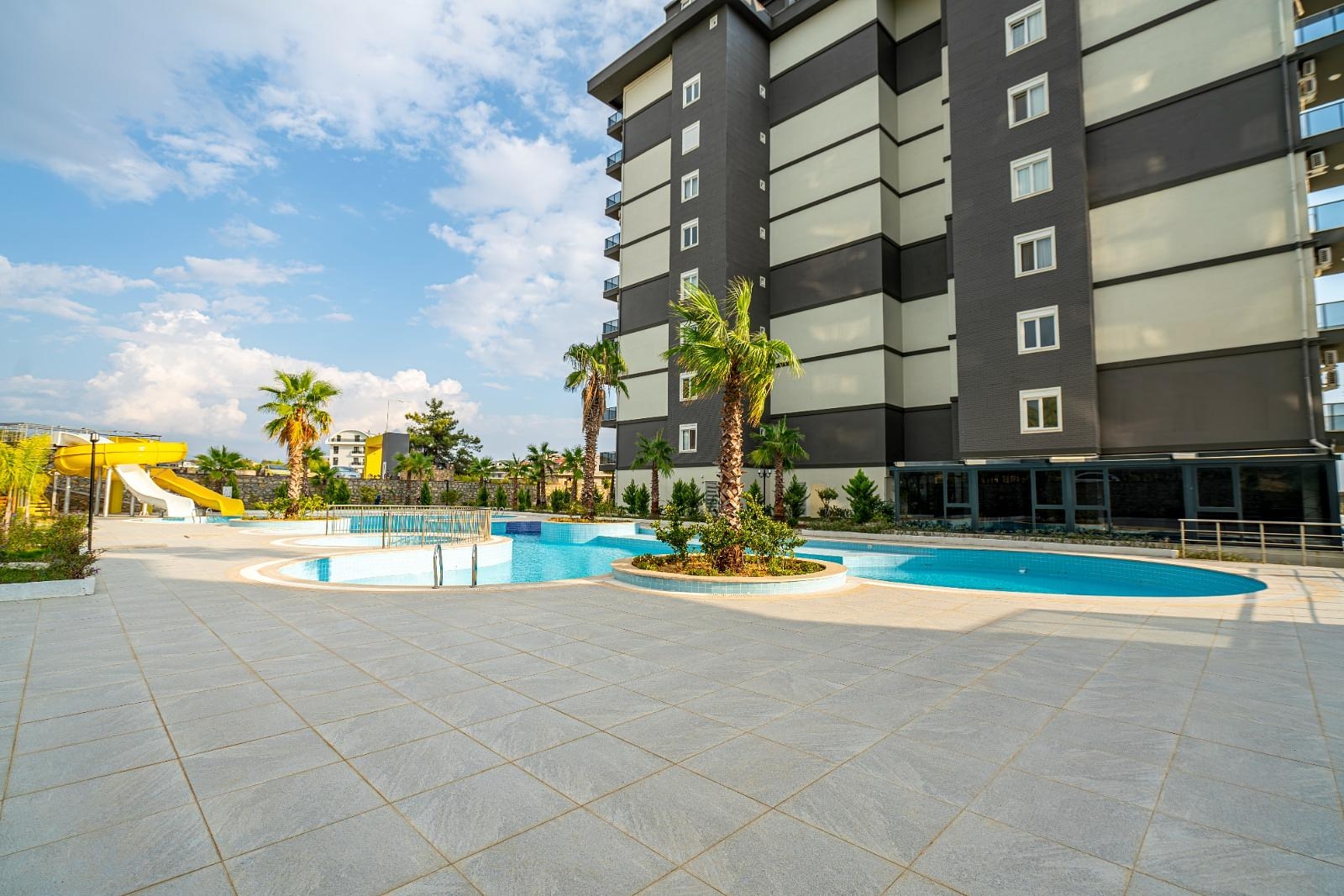 detail.propertyImage