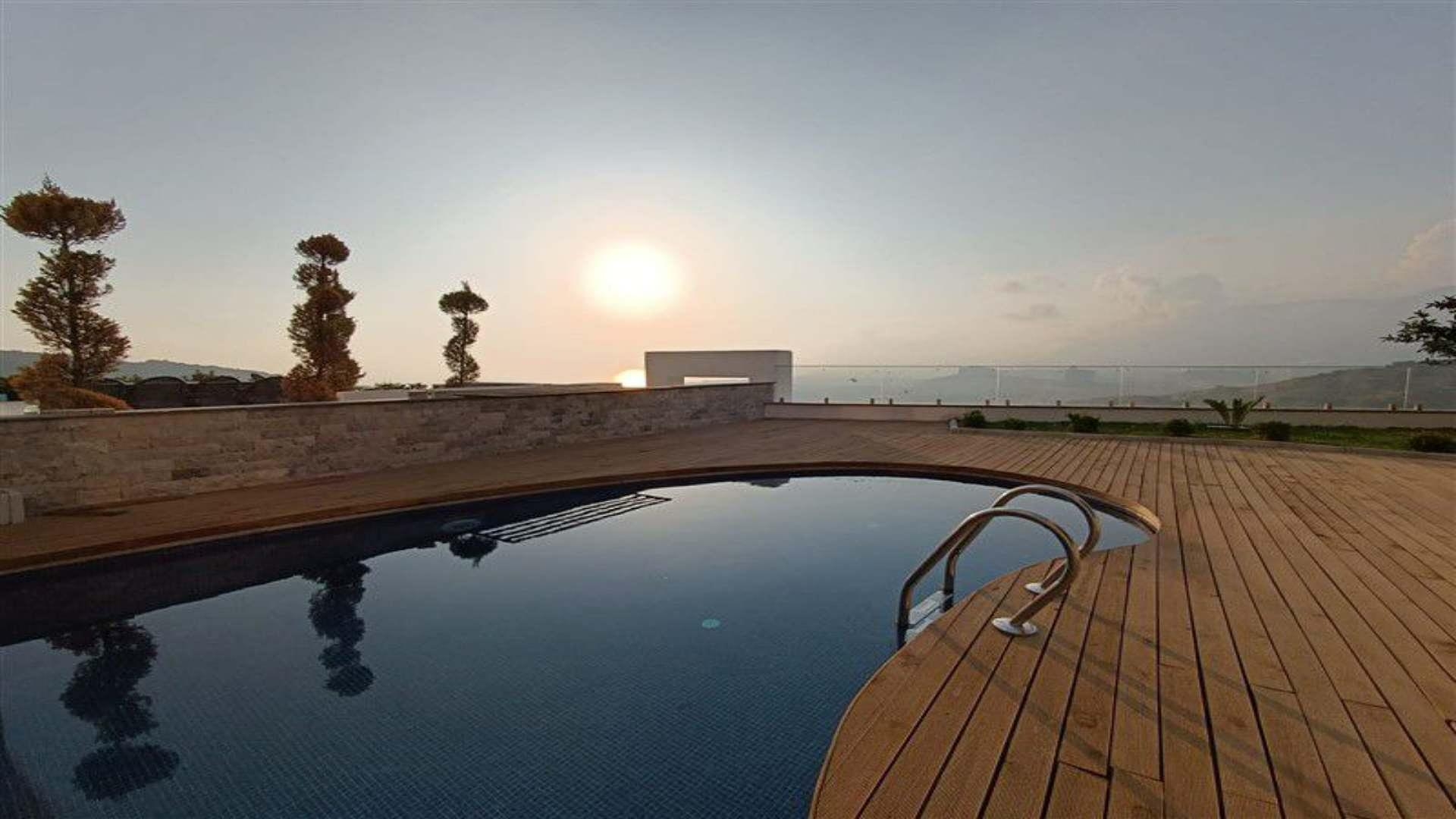 detail.propertyImage