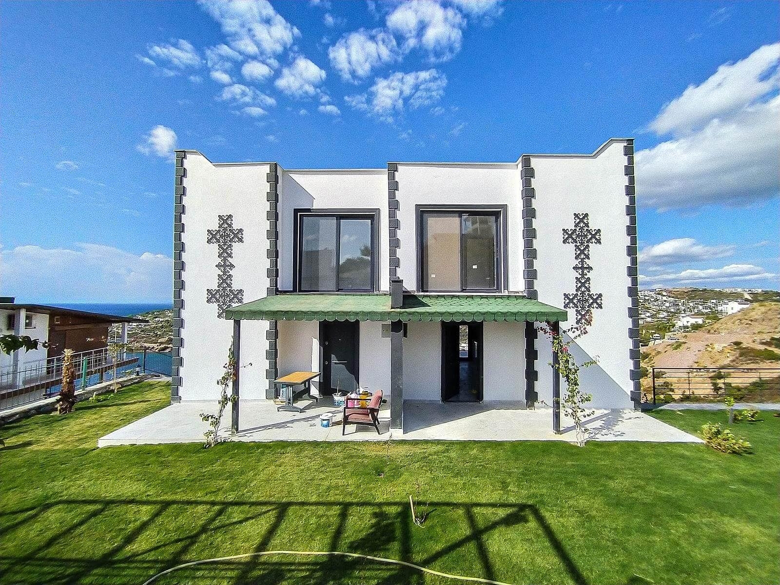 detail.propertyImage