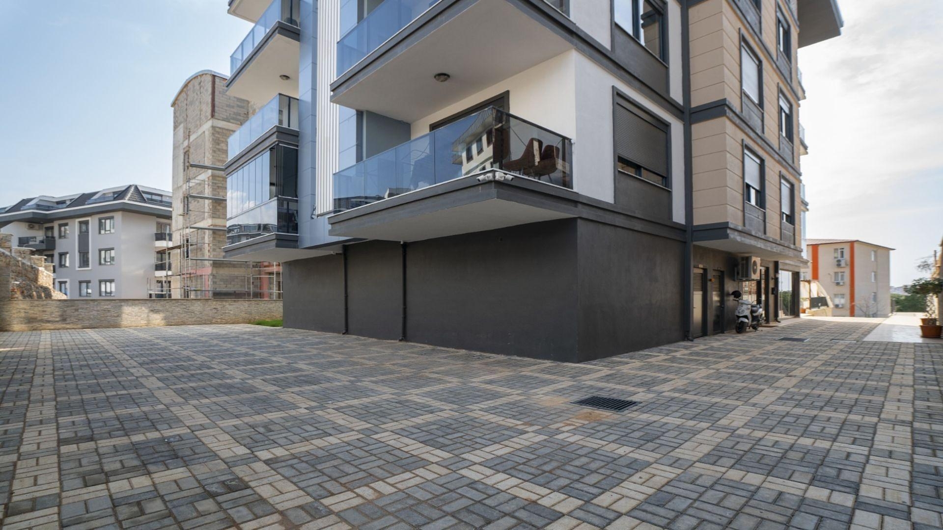 detail.propertyImage