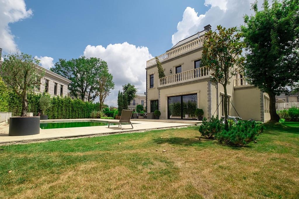 Property Images 1