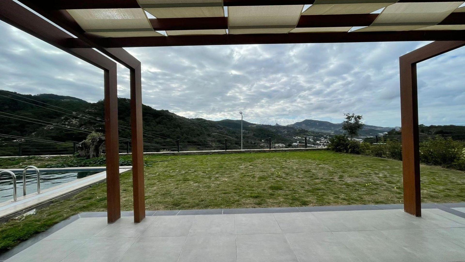 detail.propertyImage