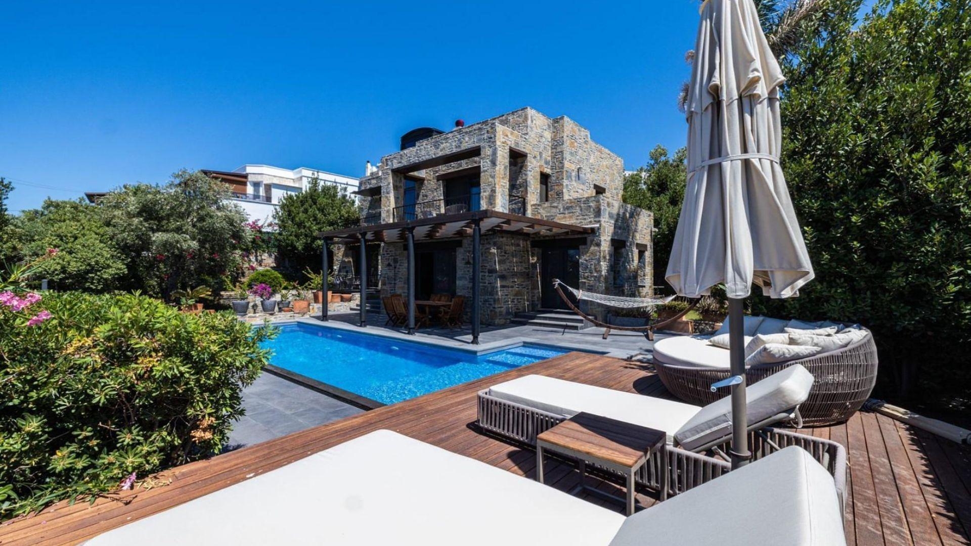 detail.propertyImage