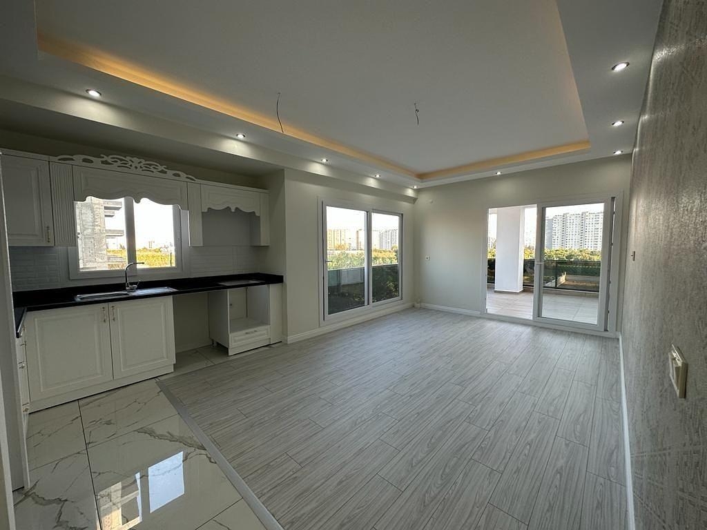 detail.propertyImage