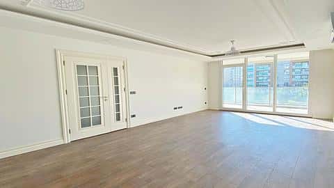 Acheter un appartement de 2 chambres avec centre-ville et piscine à Beylikdüzü Istanbul — 8/31