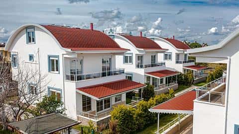 Villas de luxe spacieuses dans le quartier populaire de Serik — 4/78