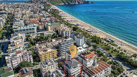 Investeer in een appartement in Centraal Alanya met zwembad en verblijfsvergunning