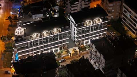 Premier ligne à la mer Appartement à vendre au centre d'Alanya | Revenus locatifs élevés — 6/48