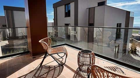 Villa avec vue sur la ville à vendre avec citoyenneté à Buyukcekmece, Istanbul — 4/30
