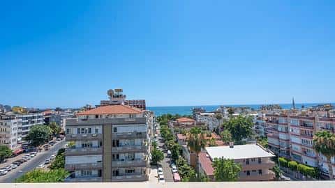 Appartement à vendre au centre d'Alanya: 1, 2, 3 chambres avec permis de résident et vue sur la mer — 4/23