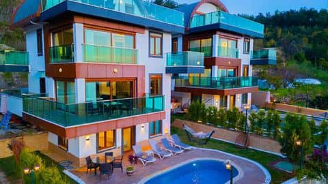 Villa à vendre à Alanya Tepe : 5 chambres avec opportunité de citoyenneté — 8/30