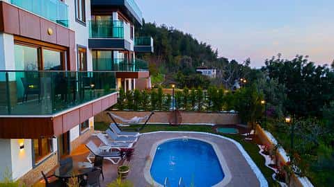 Villa à vendre à Alanya Tepe : 5 chambres avec opportunité de citoyenneté — 2/30