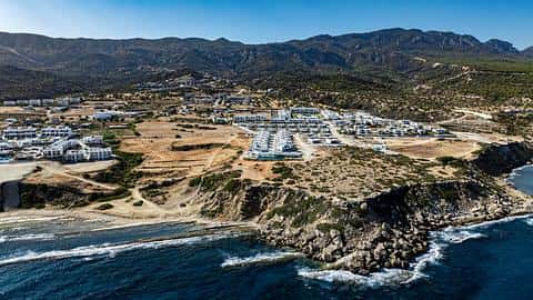 Bahçeli, Girne'de Lüks 1-Yatak Odalı Daire Satışı — 3/22