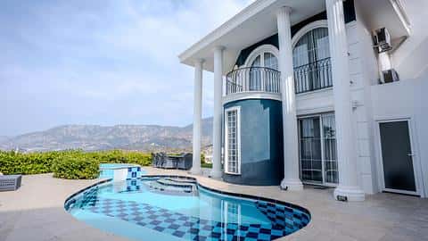 Villa de Luxe 4+1 avec Vue sur Mer à Vendre à Alanya Kargicak — 2/26