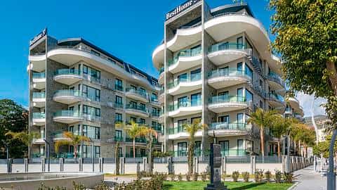 À vendre : appartements à Alanya dans un emplacement central avec piscine et proche de la mer — 5/60