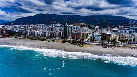 Investir dans un appartement de 2 chambres en première ligne de mer, vue sur la mer complète à Mahmutlar, Alanya — 4/27
