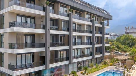 À vendre : Appartement de 3 chambres à Alanya avec piscine dans le quartier d'Oba — 4/35