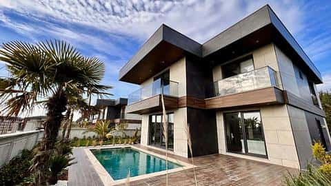 À vendre : Villa à Silivri, Istanbul avec 5 chambres et permis de résidence — 3/25