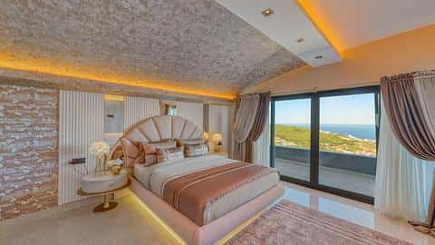Villa de 4 chambres à Kargicak, Alanya : opportunité de revente — 6/12