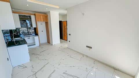 Appartement 1+1 prêt à emménager à vendre à Alanya Avsallar — 5/17