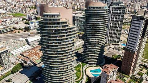 Appartements à vendre à Kartal, Istanbul : Vie sécurisée avec permis de résidence et stationnement — 2/8