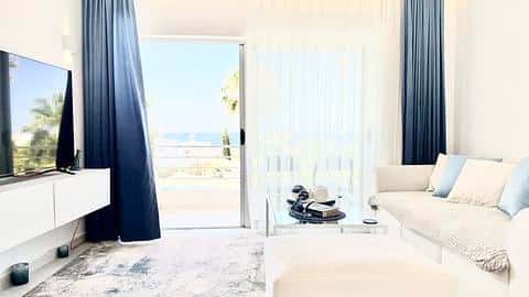 2-Bedroom Flat in Premium Complex by Seaside, Bahceli, North Cyprus  — 8/18