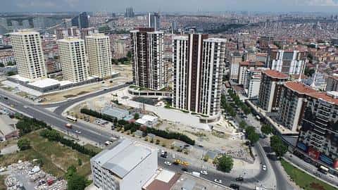 Espace commercial principal à Bagcilar, centre-ville d'Istanbul à vendre — 3/15