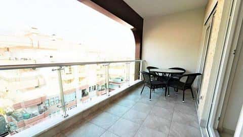 Acheter des appartements à Saray, Alanya : Distances proches de la piscine et de la mer — 10/29