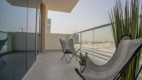 Elite Apartments with Fabulous View in Al Furjan, Dubai — 5/13