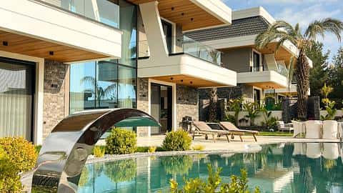Villas Individuelles de 4 Chambres à Alanya Oba avec Piscine Privée et Jardin — 2/30