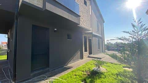 Villa nueva ubicada en Döşemealtı al norte de Antalya — 6/35
