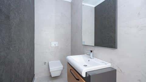 Bureau 2+1 à vendre à Alanya | À 100 mètres du nouveau bâtiment municipal | Cuisine séparée | Rendement locatif élevé — 10/15