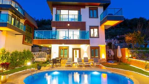 Villa à vendre à Alanya Tepe : 5 chambres avec opportunité de citoyenneté — 6/30