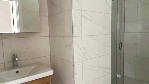 Appartement moderne de 3 chambres à vendre à Alanya, Kargicak avec accès à la piscine — 9/13