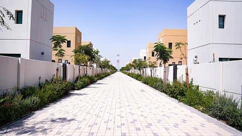 Ruime luxe huizen te koop in Al Rahmaniya, Sharjah — 5/15