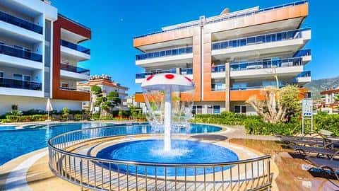 Découvrez un appartement 2 chambres avec piscine près de la plage à Oba, Alanya — 6/42
