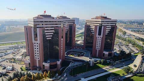 Bureau à vendre au World Trade Center d'Istanbul | 270 m² | Entièrement équipé | Fort potentiel locatif | Éligible à la citoyenneté — 2/43