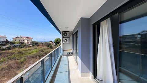 Appartement 1+1 Prêt à Vivre Vue Nature à 750m de la Plage — 9/41