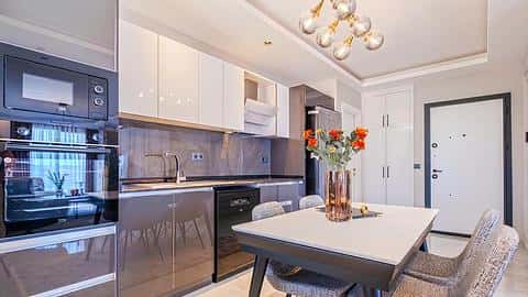 Appartements de Luxe avec Vue Panoramique sur la Mer et le Château à Alanya — 7/31