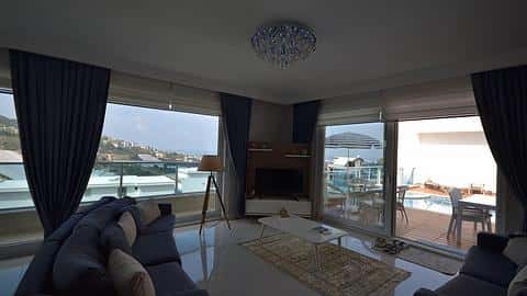 Villa duplex de luxe 4+1 meublée avec piscine privée à Kargicak, Alanya — 8/44