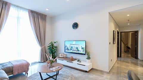 Overdådigt designede lejligheder i centrum af Dubai South — 7/12