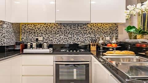 For Sale: Stylish 0 & 2 Bedroom Apartments in Business Bay, Dubai – Prime Location — 5/12
