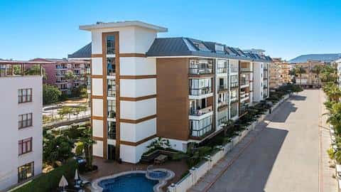 Achetez votre appartement de rêve dans le quartier Saray d'Alanya avec accès à la piscine — 3/44