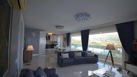 Villa duplex de luxe 4+1 meublée avec piscine privée à Kargicak, Alanya — 10/44