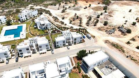 Peaceful 2-Bedroom Garden Apartment with Private Terrace, Tatlisu, North Cyprus — 9/41