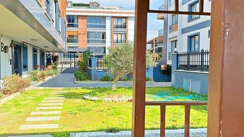 Appartement à Beylikdüzü à vendre : 3 chambres, vue sur la mer et caractéristiques de maison intelligente — 3/25