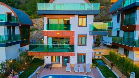 Villa à vendre à Alanya Tepe : 5 chambres avec opportunité de citoyenneté — 4/30