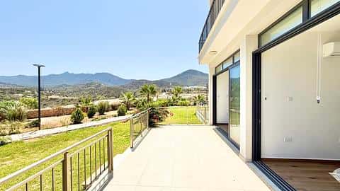 Peaceful 2-Bedroom Garden Apartment with Private Terrace, Tatlisu, North Cyprus — 7/41