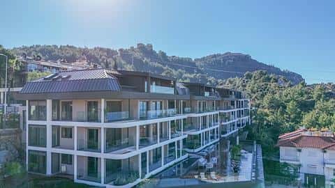 Appartement Central à Alanya à Vendre - Piscine & Près de la Plage, 1 & 2 Chambres — 3/21