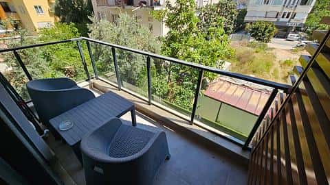 Appartement 1+1 Meublé à Vendre au Centre d'Alanya Proche Plage — 6/14